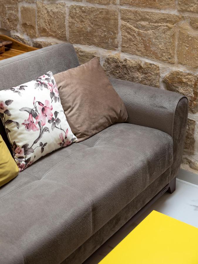 Chic, Stylish 1 Bedroom Maisonette - Close To Valletta Floriana Exterior foto